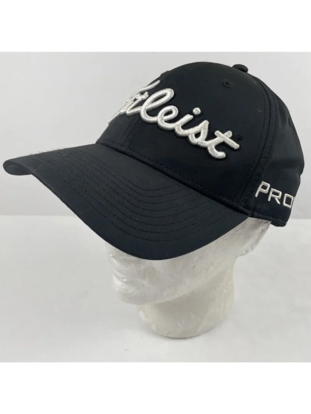 Titleist ProV1 FJ Golf Hat Strapback Tour Proformance Embroidered Black